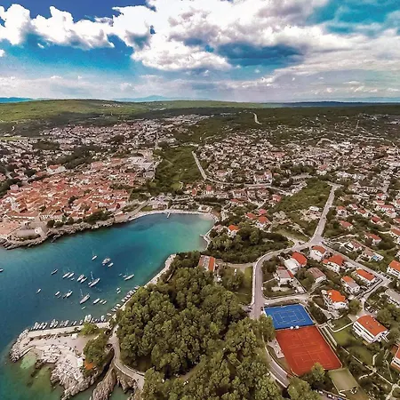 公寓 Awesome In Bogovici With Wifi *