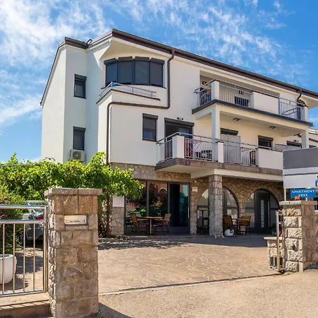 Appartement Awesome In Bogovici With Wifi