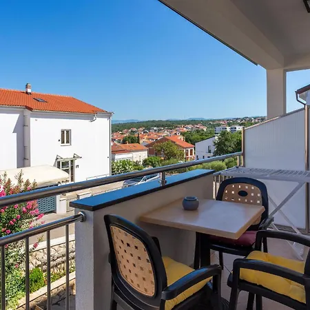 Apartment In Bogovici With Kitchen *