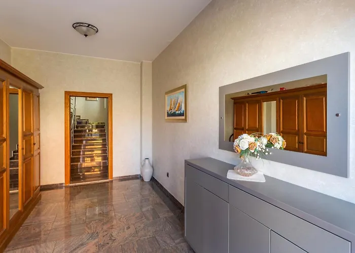 Awesome In Bogovici With Wifi