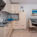 Amazing In Bogovici With Wifi Апартаменты